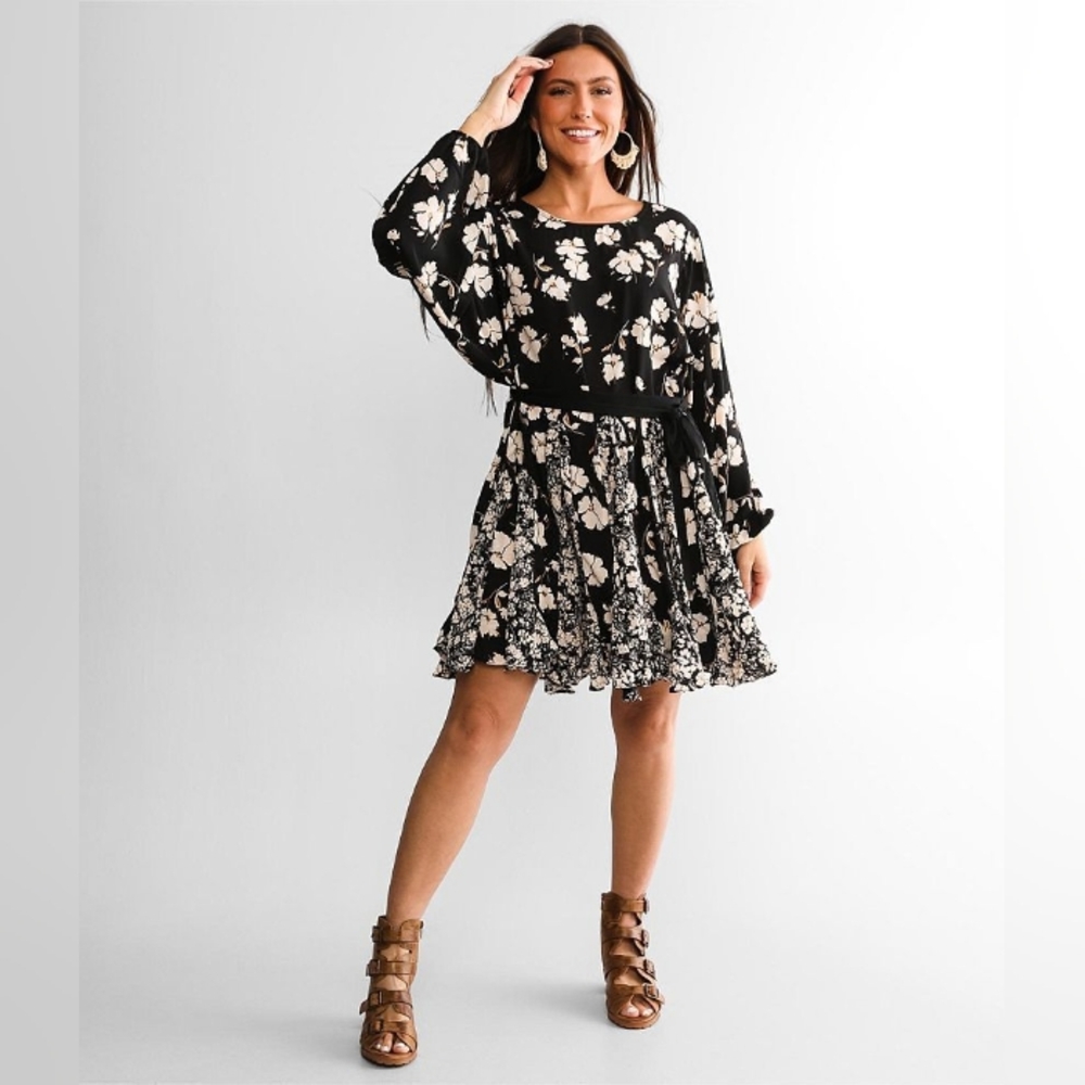 Mittoshop Buckle Floral Print Mini Flowy Long Sleeve Dress Size Small EUC
